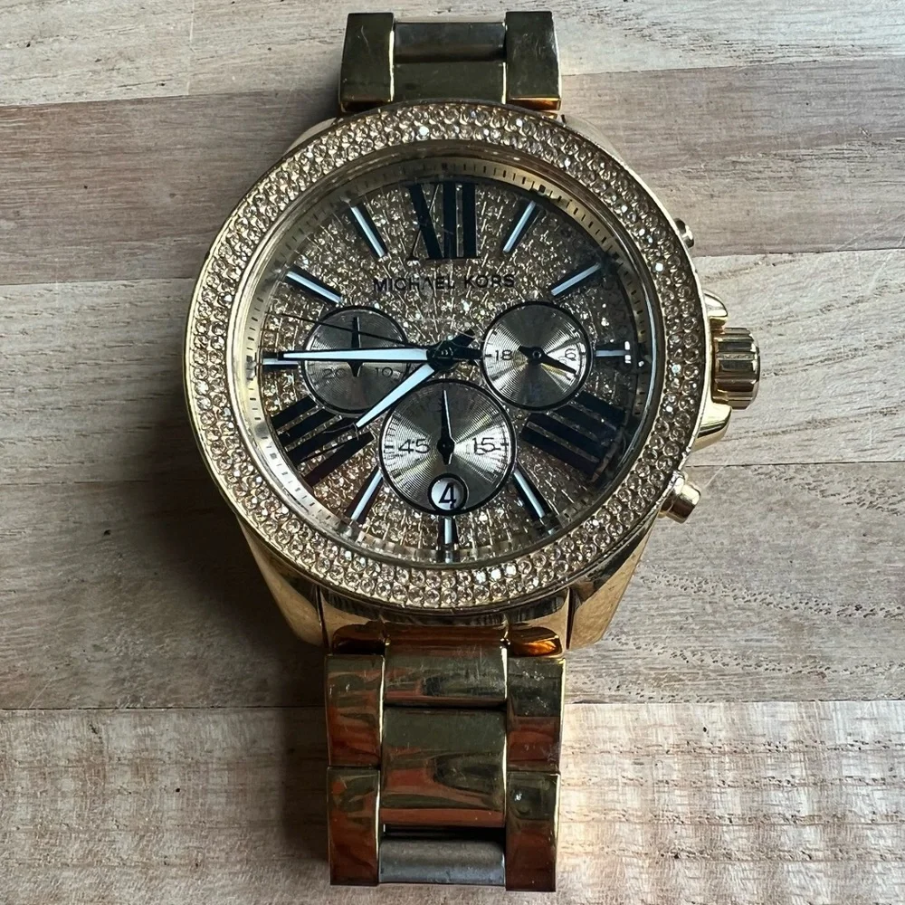 Michael Kors ladies gold tone crystals dress Watch mk-6095 NEW BATTERY